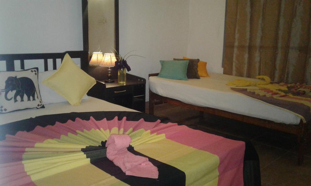 River Retreat Sigiriya Exterior photo